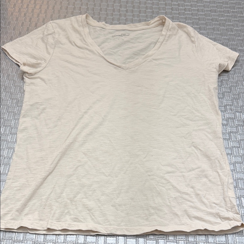 Universal Thread Cream Slub Cotton V-Neck Tee Women’s L